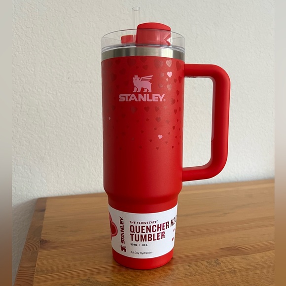 Stanley Limited Edition 30oz - Target Exclusive Ruby Heart - Picture 1 of 11